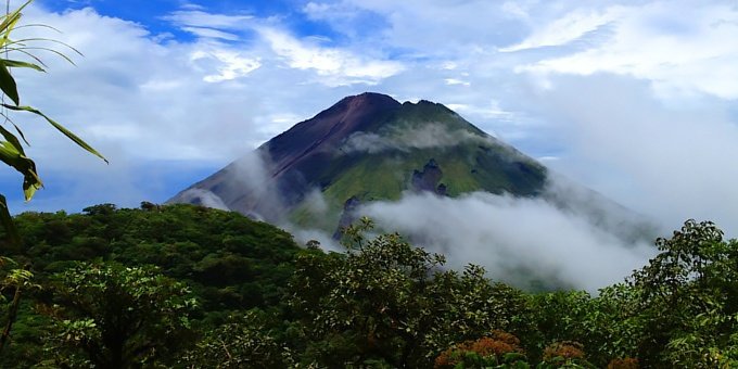 view of the volcano arenal